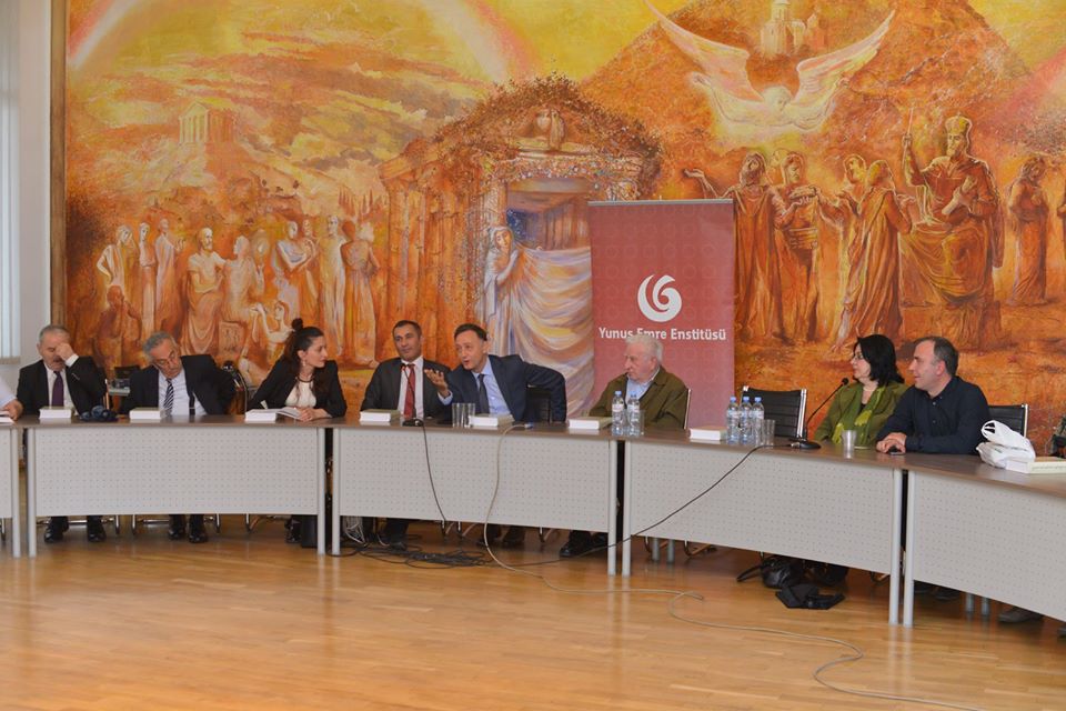 http://rustaveli.org.ge/images/13442150_510178402506933_1557210784947329499_n.jpg