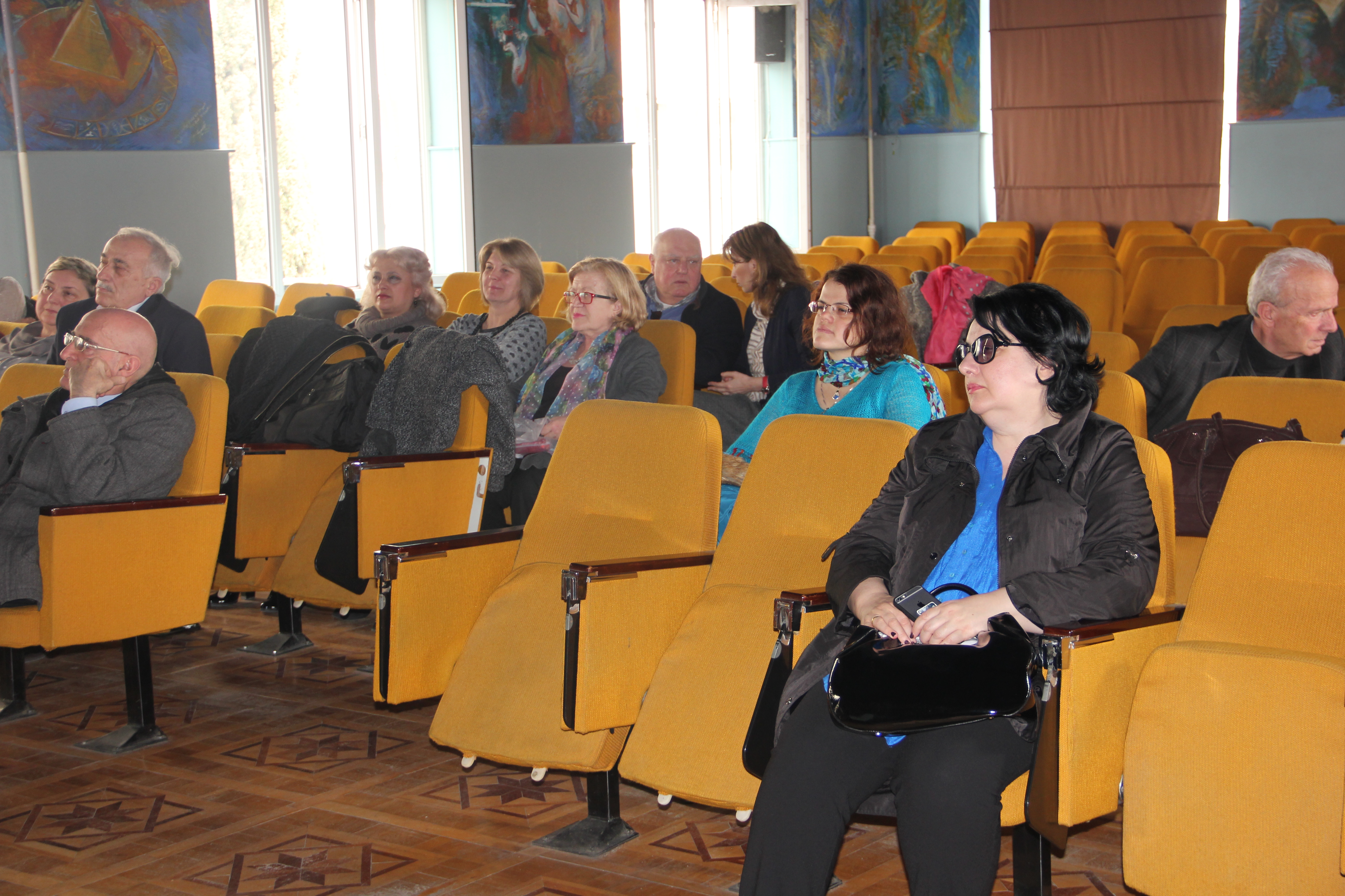 http://rustaveli.org.ge/images/DO%20eng/IMG_3024.JPG