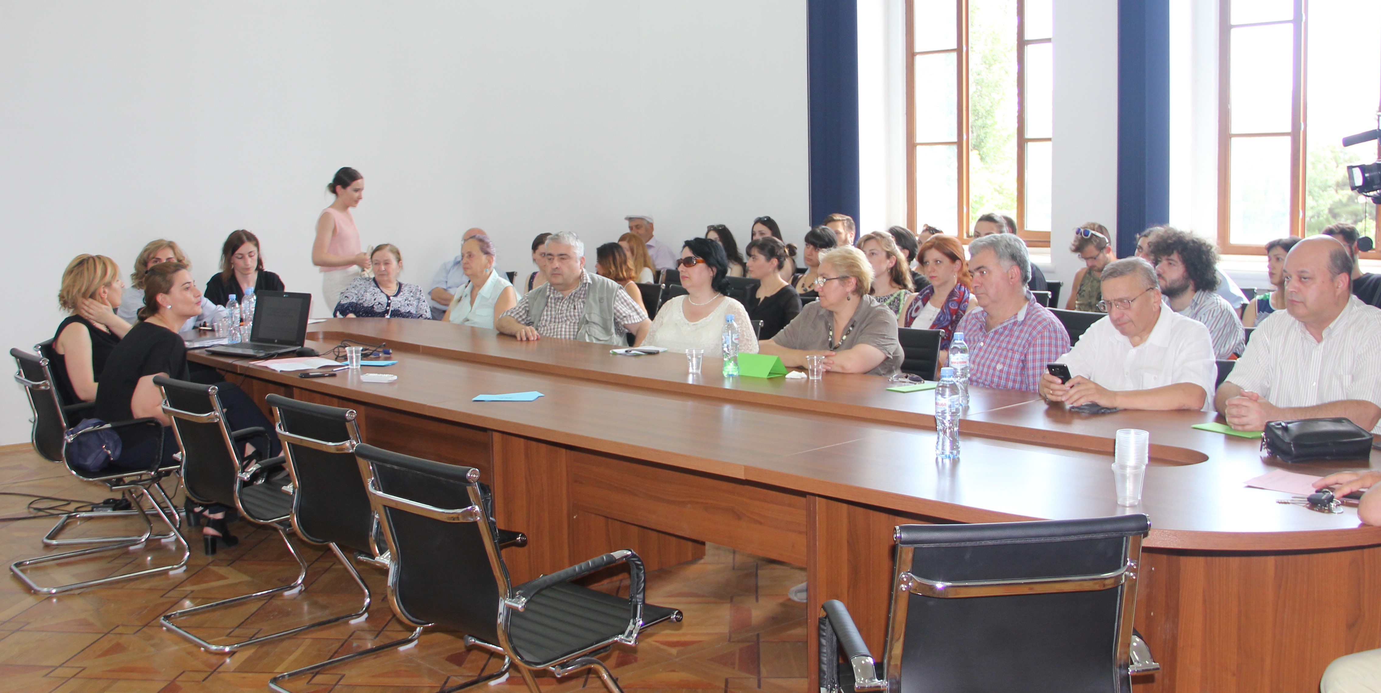 http://rustaveli.org.ge/images/IMG_0427.JPG