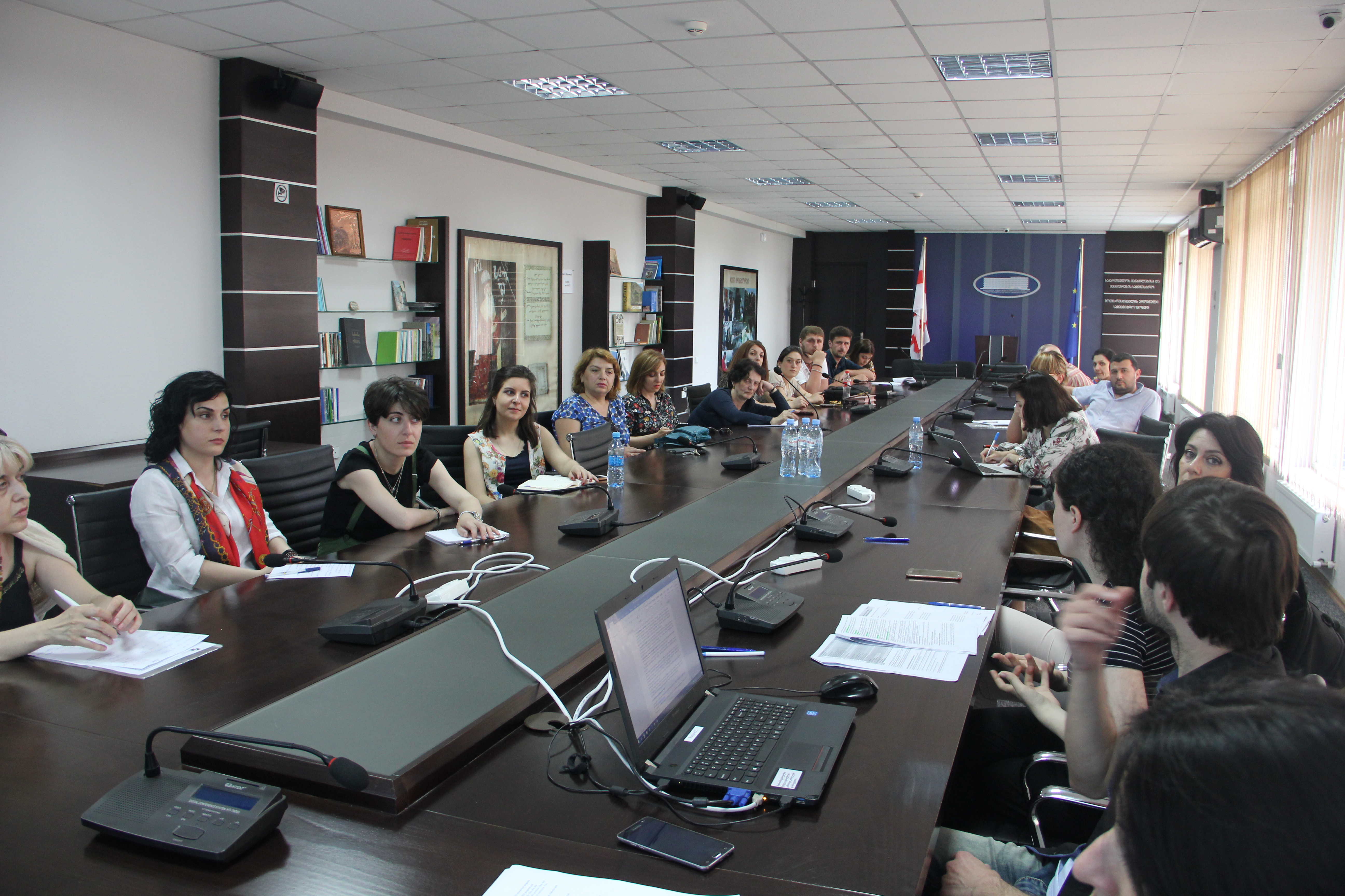 http://rustaveli.org.ge/images/NEWS/IMG_4182.JPG