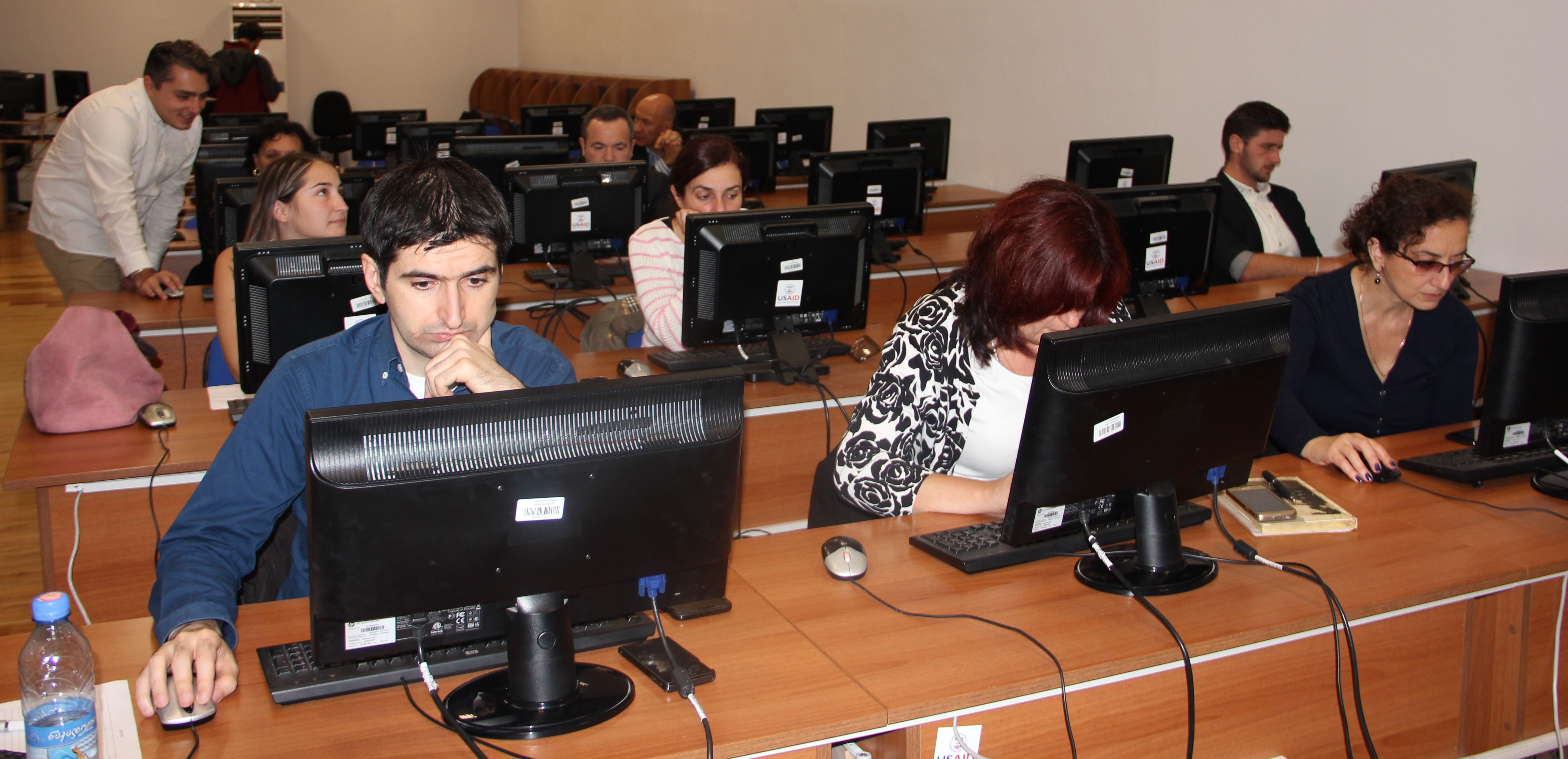 http://rustaveli.org.ge/images/NEWS/IMG_5618.JPG