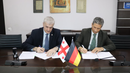 The meeting between Teimuraz Dochviri, the General Director of the foundation  and Gebhard Reul 