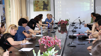 ტრენინგი სამეცნიერო ბაზების მოხმარებასთან დაკავშირებით