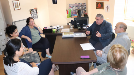 Meeting toward the issue of occupied territories