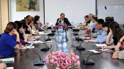 რიგით მესამე  საერთაშორისო ფესტივალის საორგანიზაციო კომისიის სხდომა