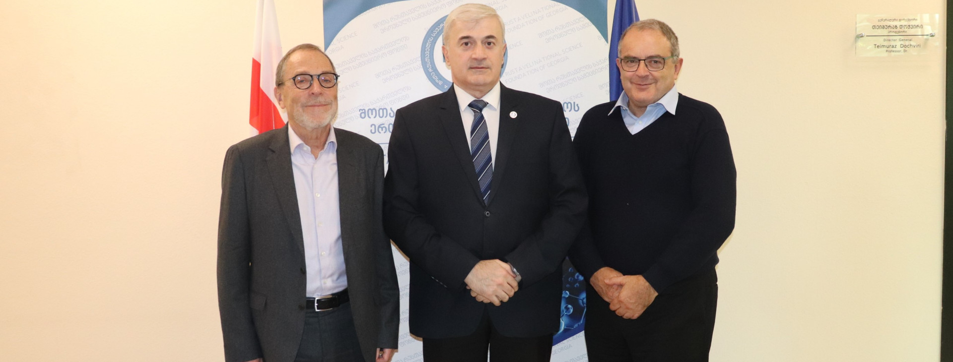 რუსთაველის  სამეცნიერო ფონდის  გენერალური დირექტორი  ბირთვული კვლევების ევროპული ორგანიზაციის - ცერნის (CERN) მეცნიერებს შეხვდა