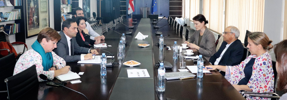 Meeting with the World Bank Representatives
