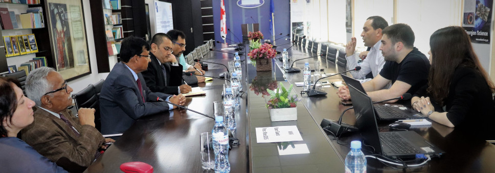 ეროვნული სამეცნიერო ფონდის დირექტორმა ზვიად გაბისონიამ და მოადგილემ ჯაბა სამუშიამ ინდოეთის ისტორიული კვლევების საბჭოს დელეგაციასთან შეხვედრა გამართეს