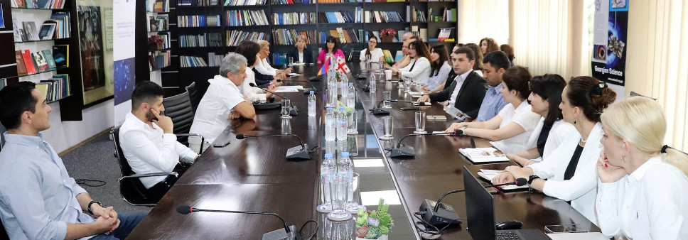 რუსთაველის ფონდში ახალგაზრდა მეცნიერებსა და STARMUS -ის საორგანიზაციო ჯგუფს შორის შეხვედრა გაიმართა